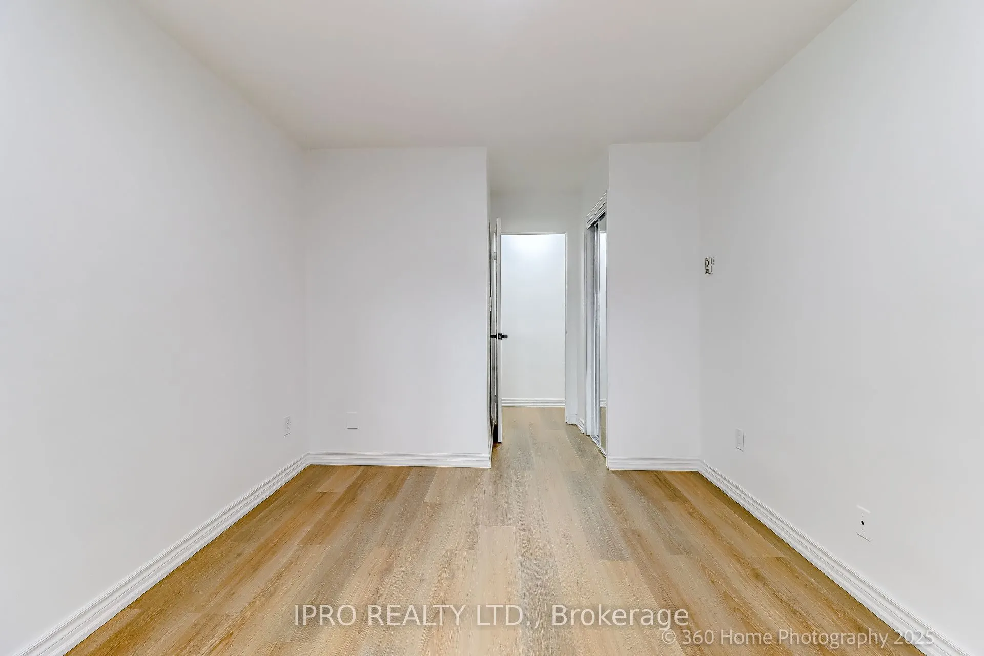 3 Massey Square, #803