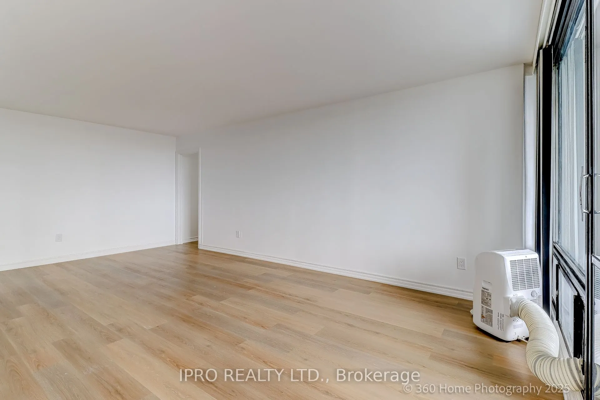 3 Massey Square, #803