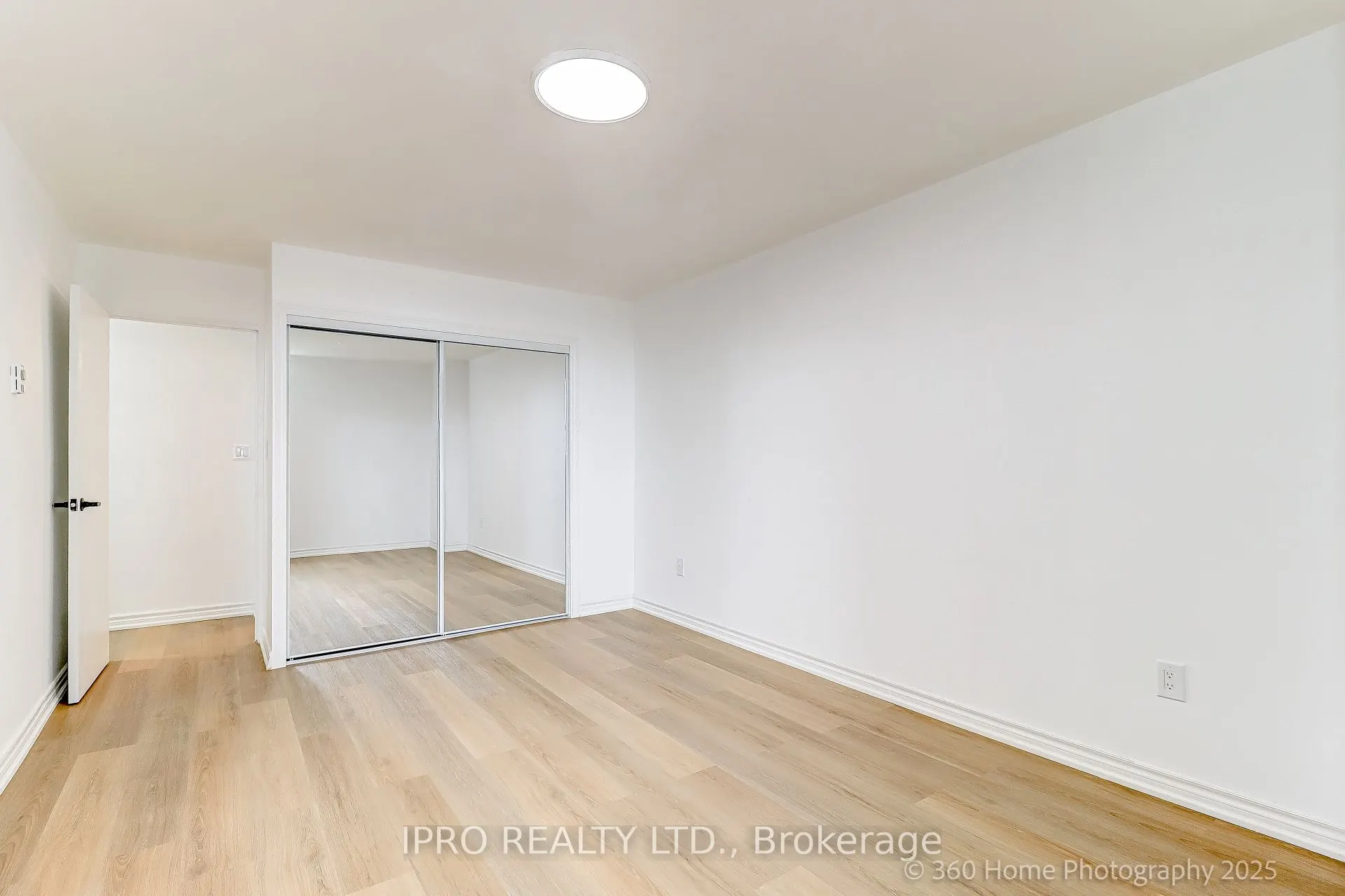 3 Massey Square, #803