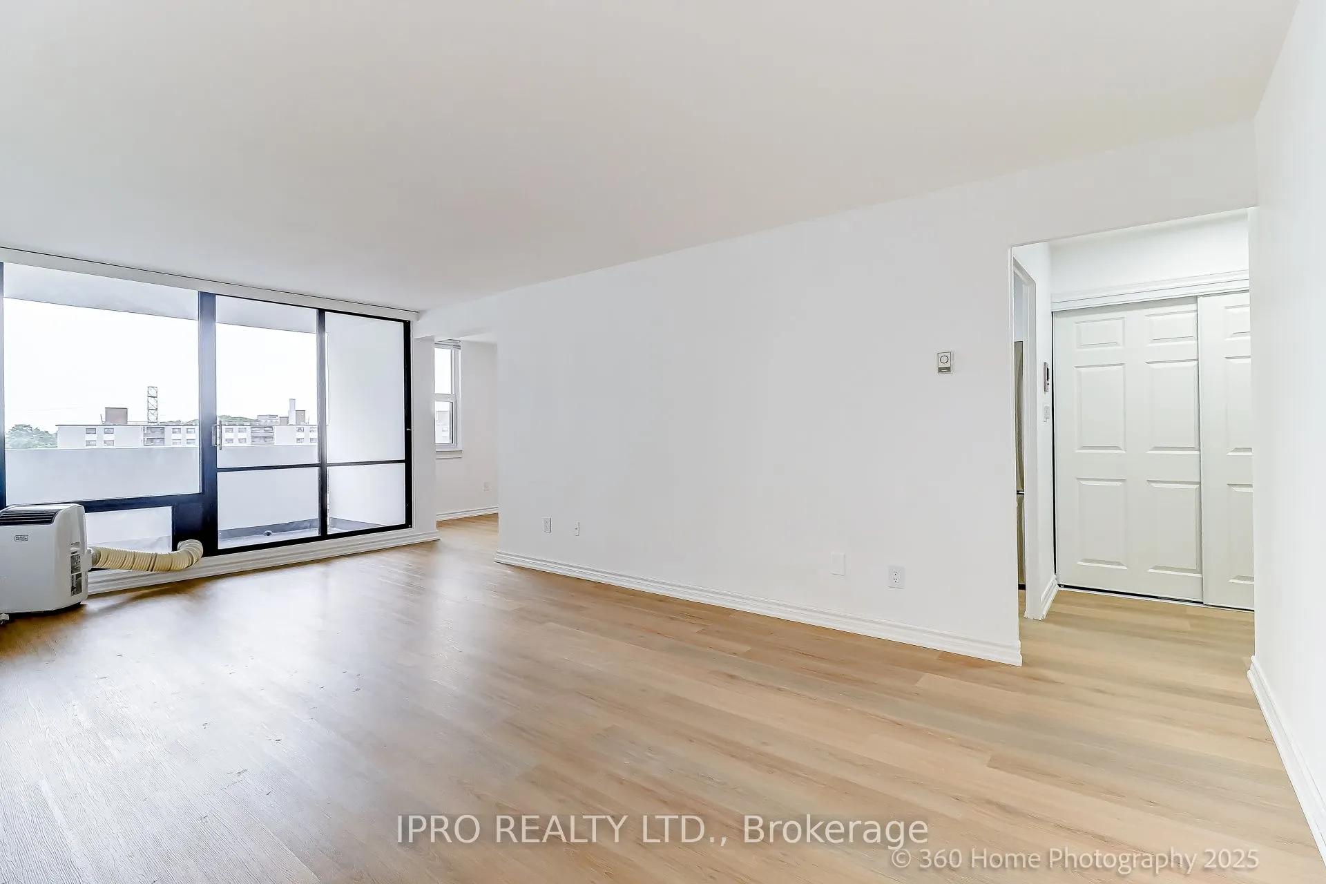 3 Massey Square, #803