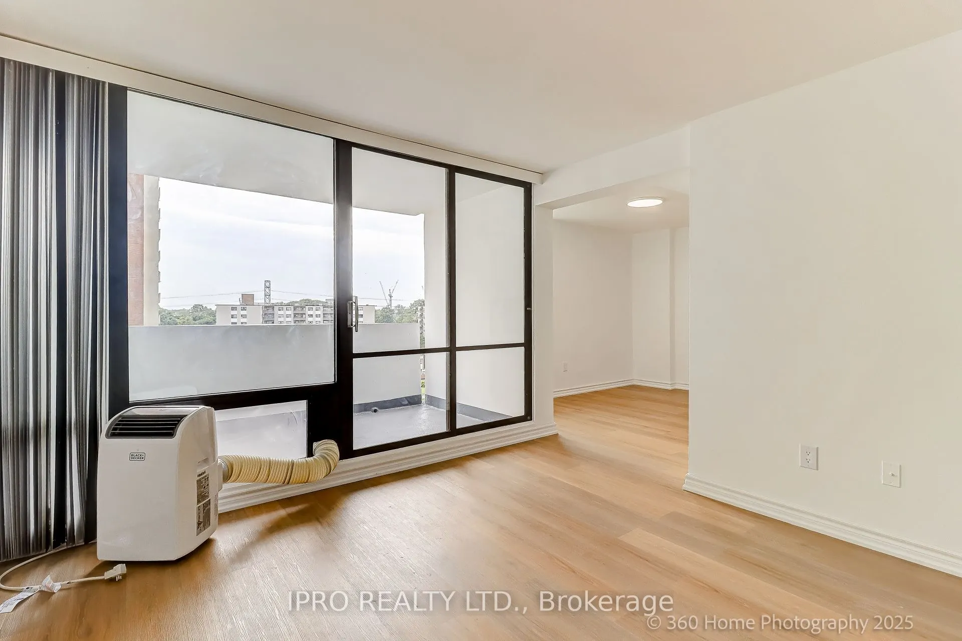 3 Massey Square, #803