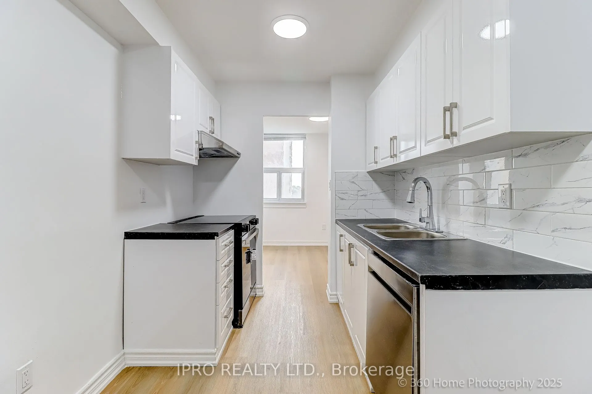 3 Massey Square, #803