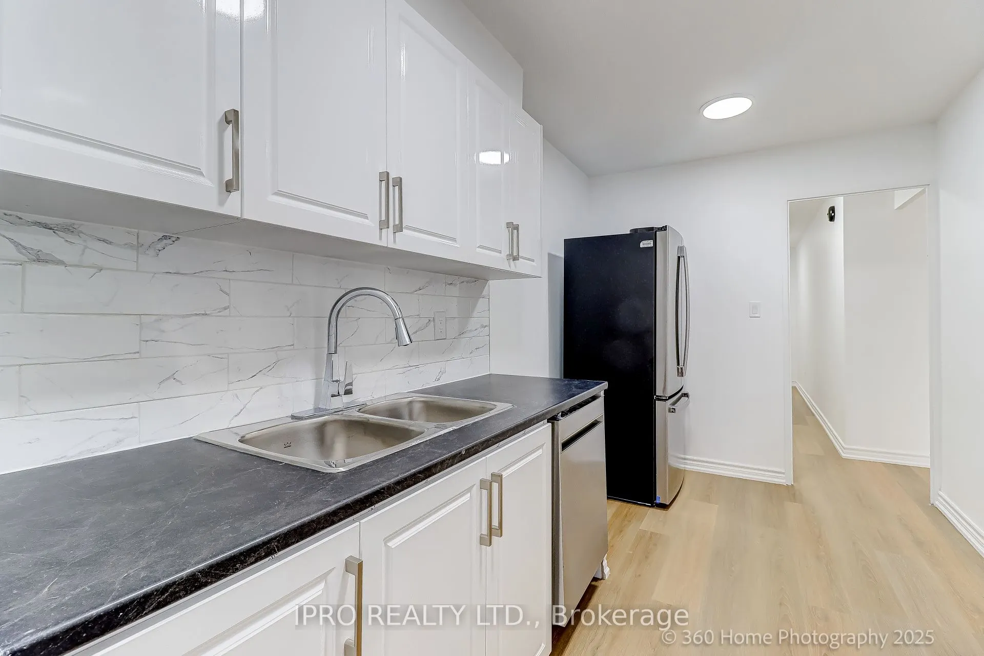 3 Massey Square, #803