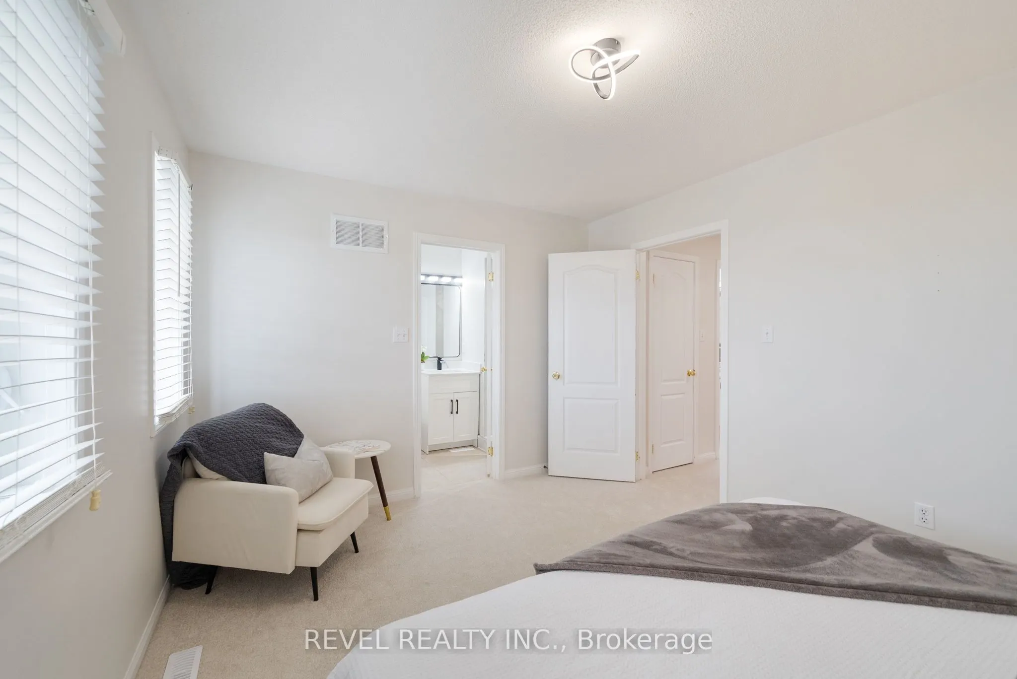 81 Barkdale Way
