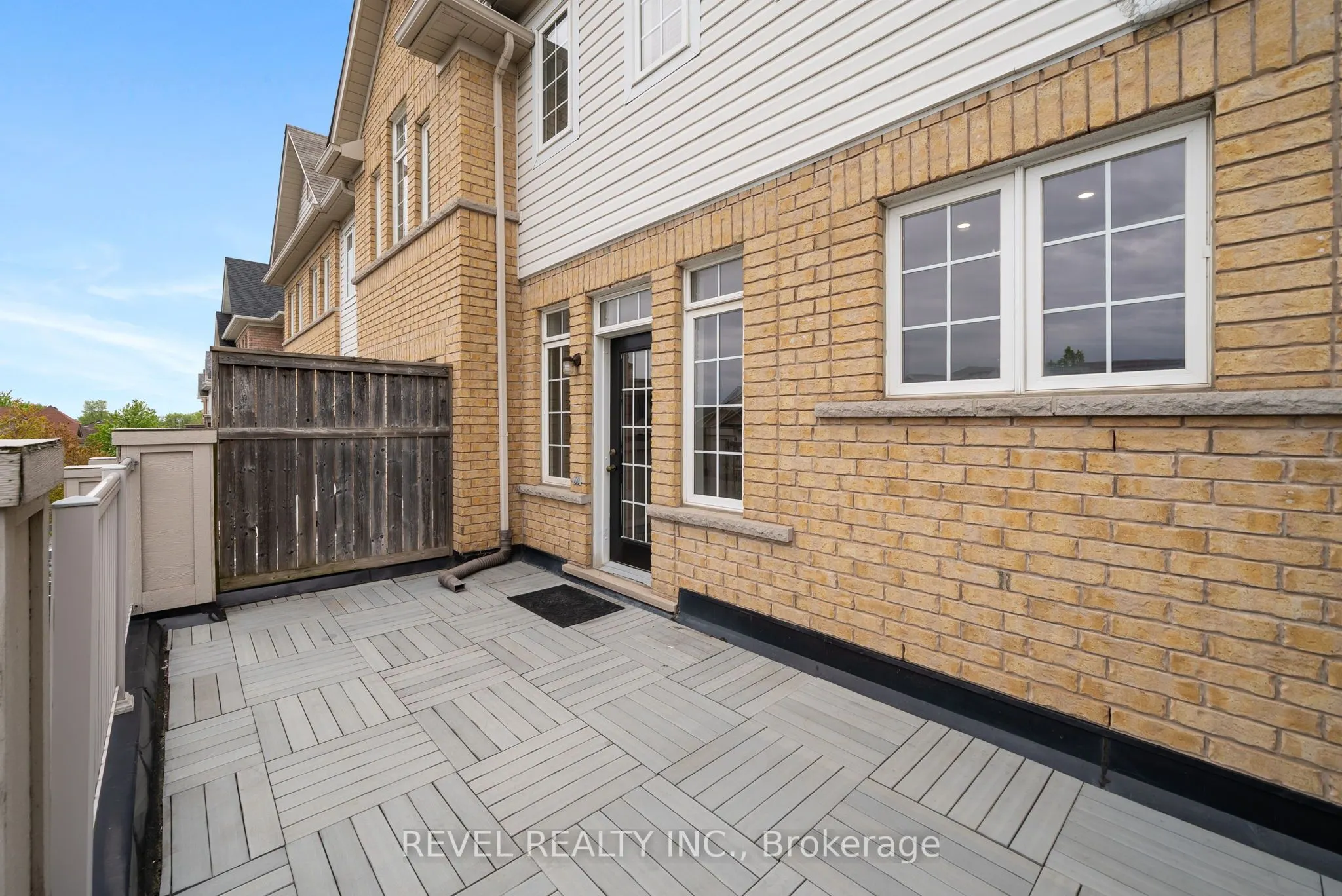 81 Barkdale Way