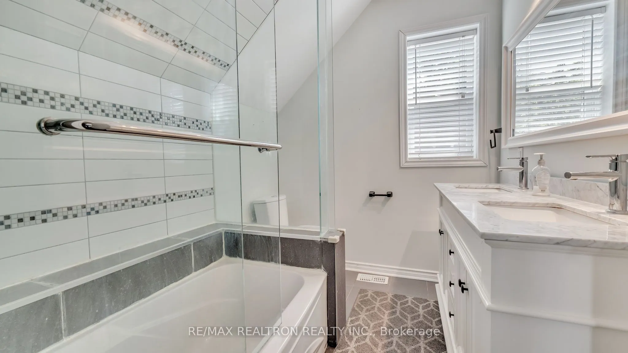 155 Dawes Road