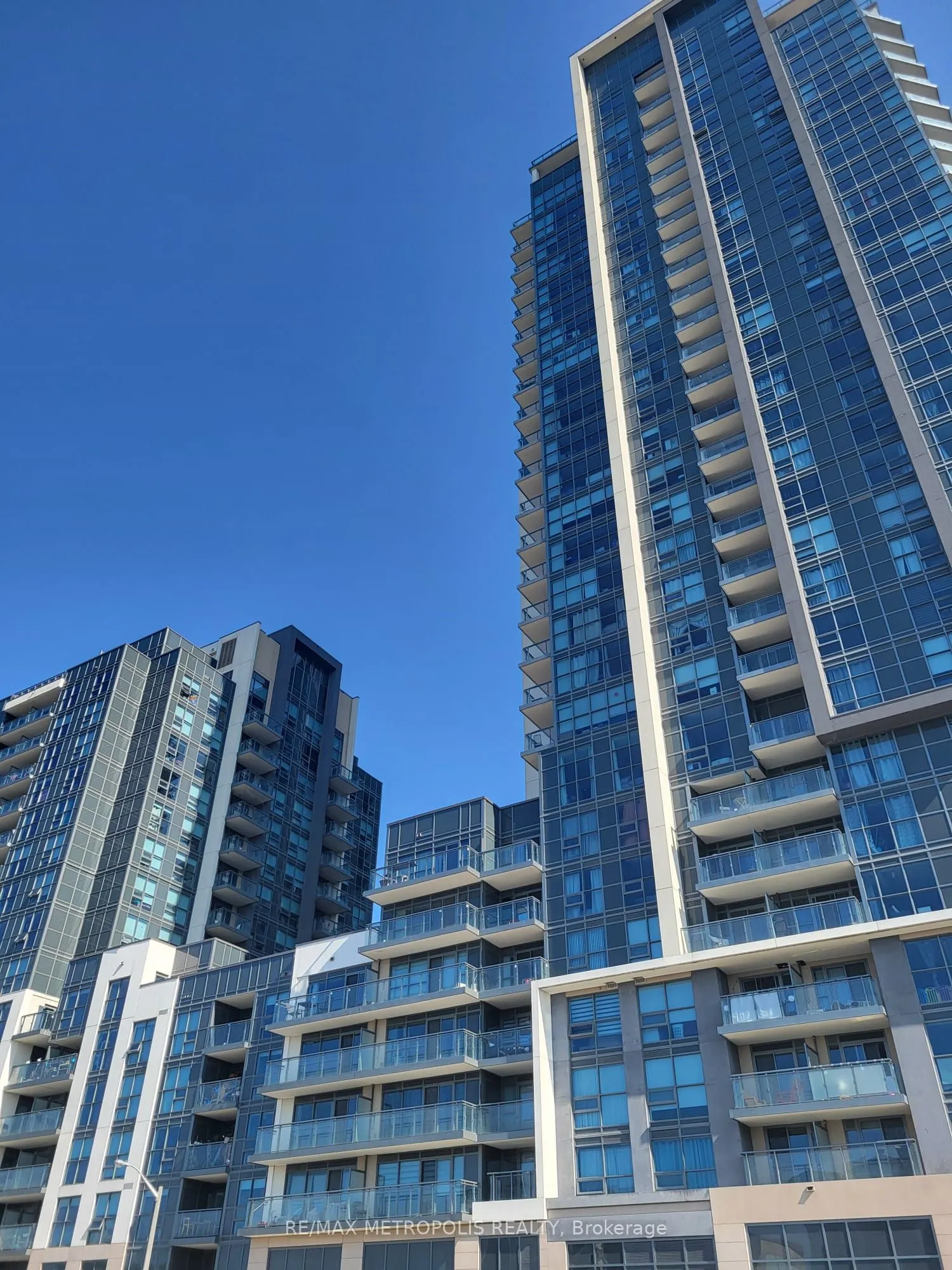 10 Meadowglen Place, #1206