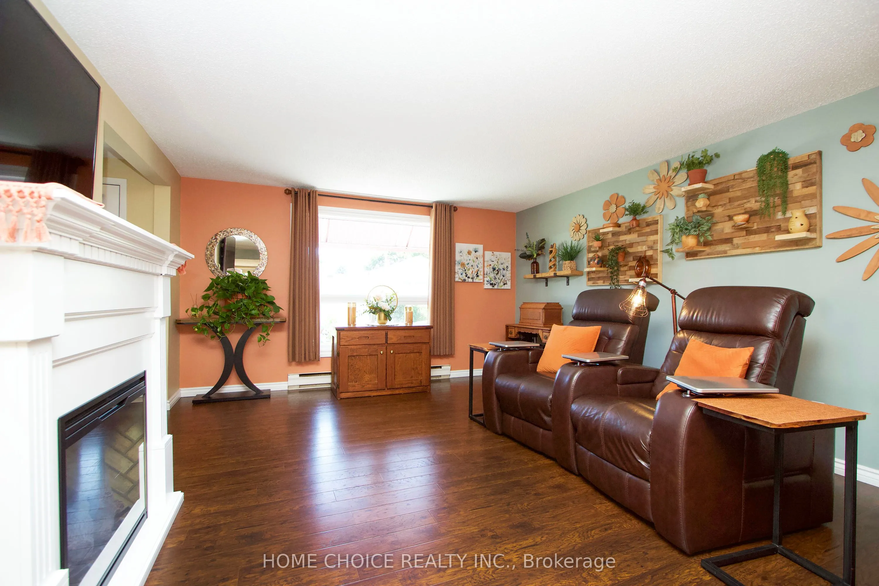 10 Eastbank Road