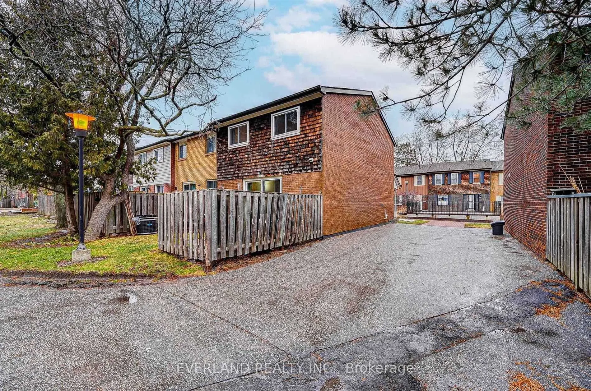 25 Brimwood Boulevard, #96