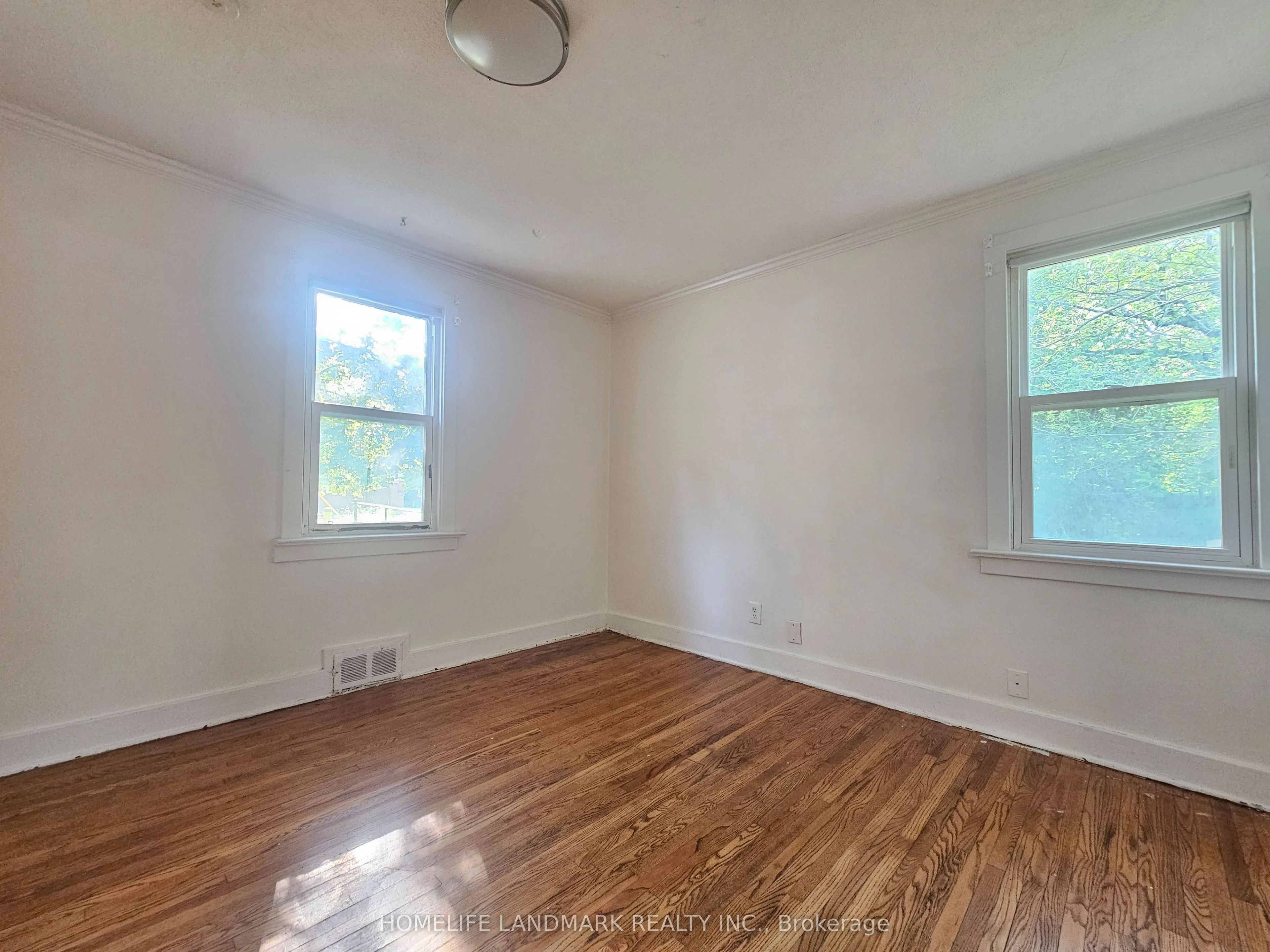 43 Beachell Street, #Main Unit ONLY