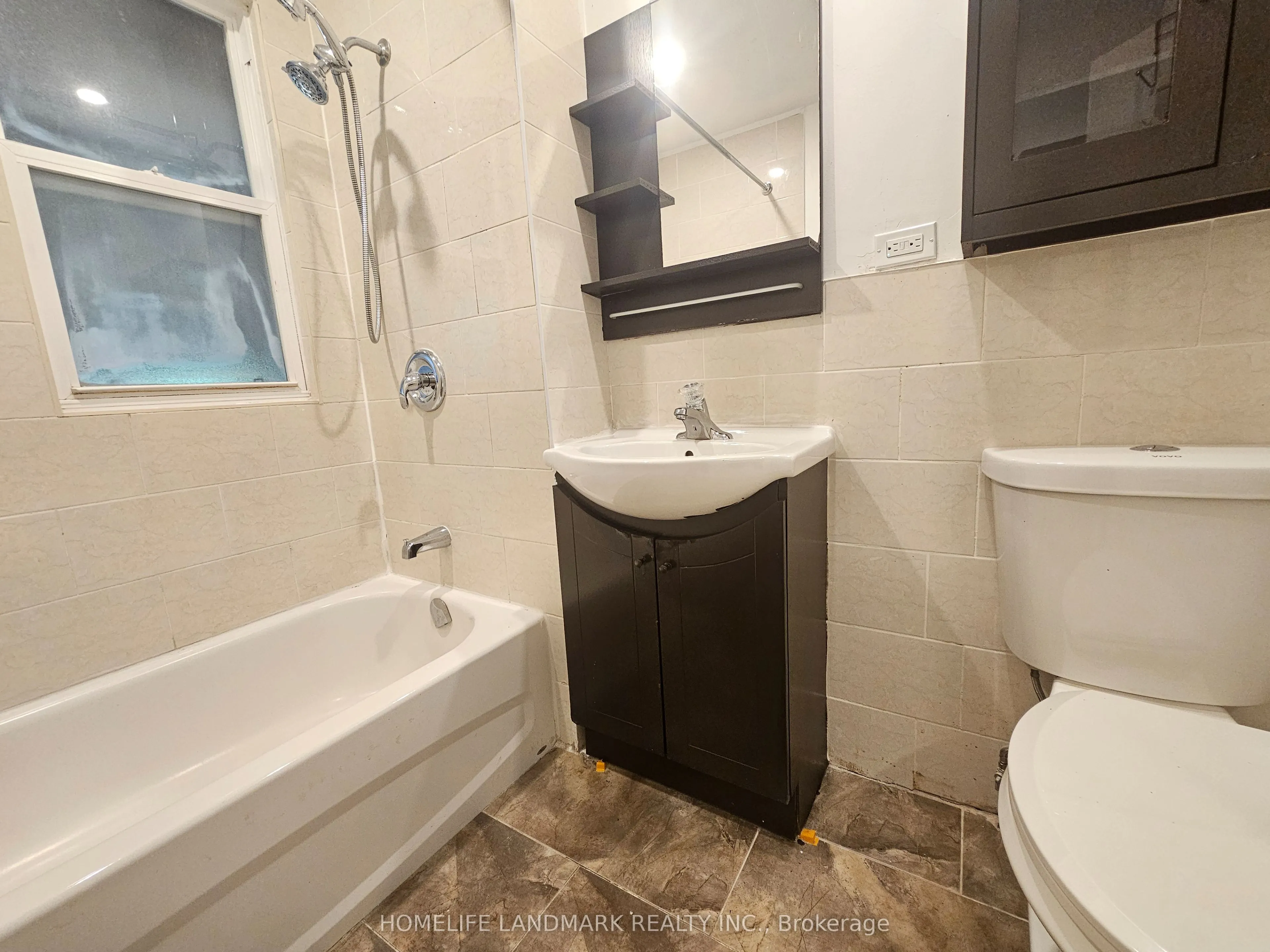 43 Beachell Street, #Main Unit ONLY