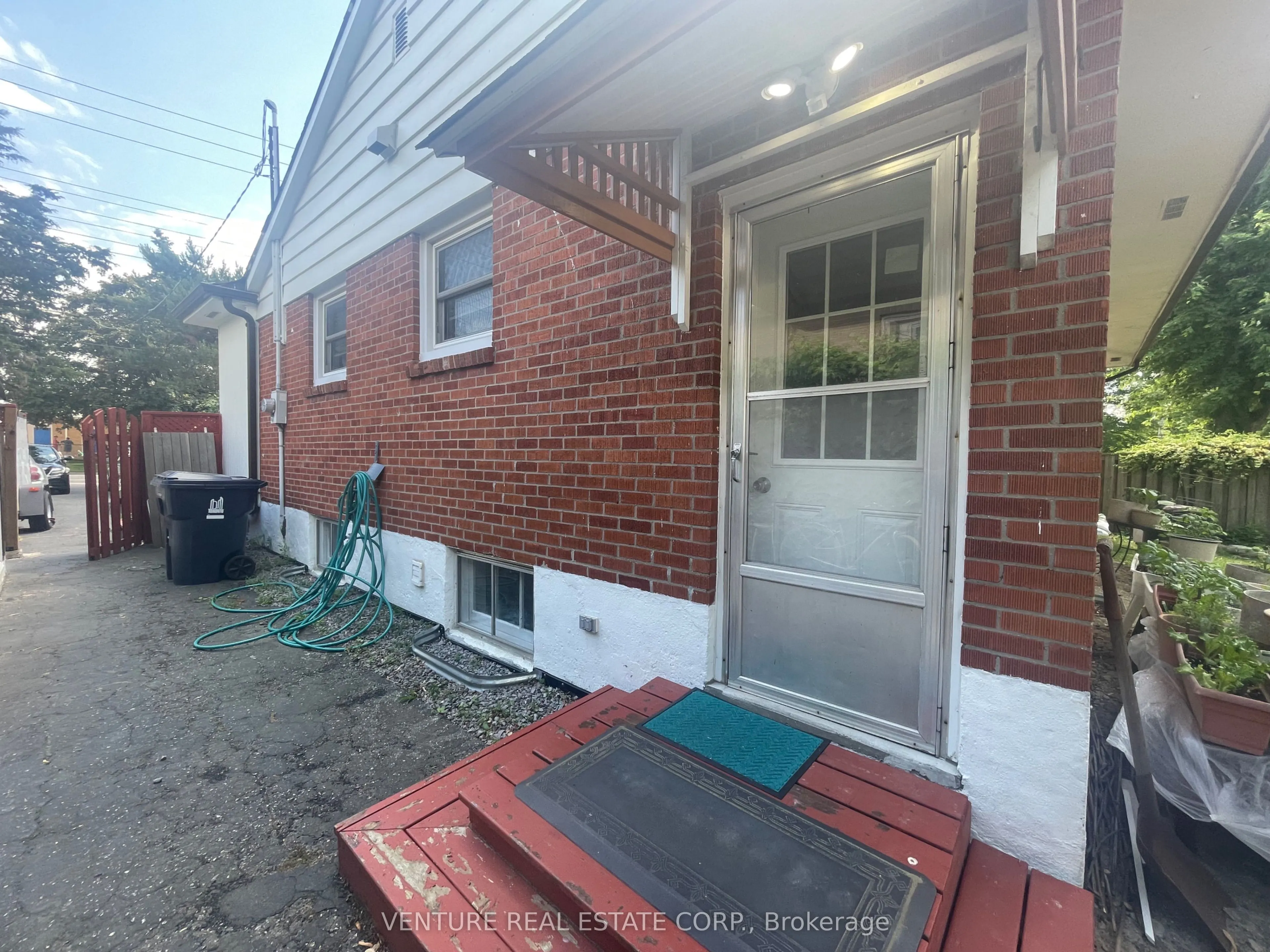 260 Centennial Road, #Bsmt