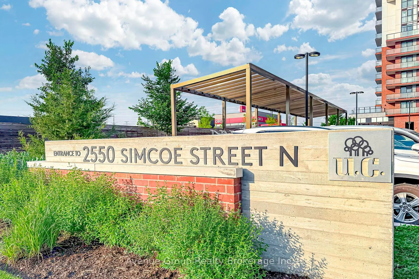 2550 Simcoe Street, #506