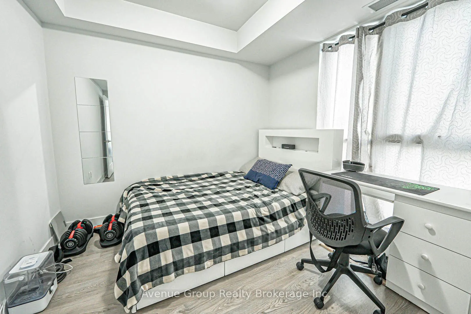 2550 Simcoe Street, #506