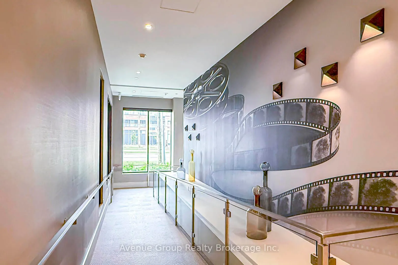 2550 Simcoe Street, #506