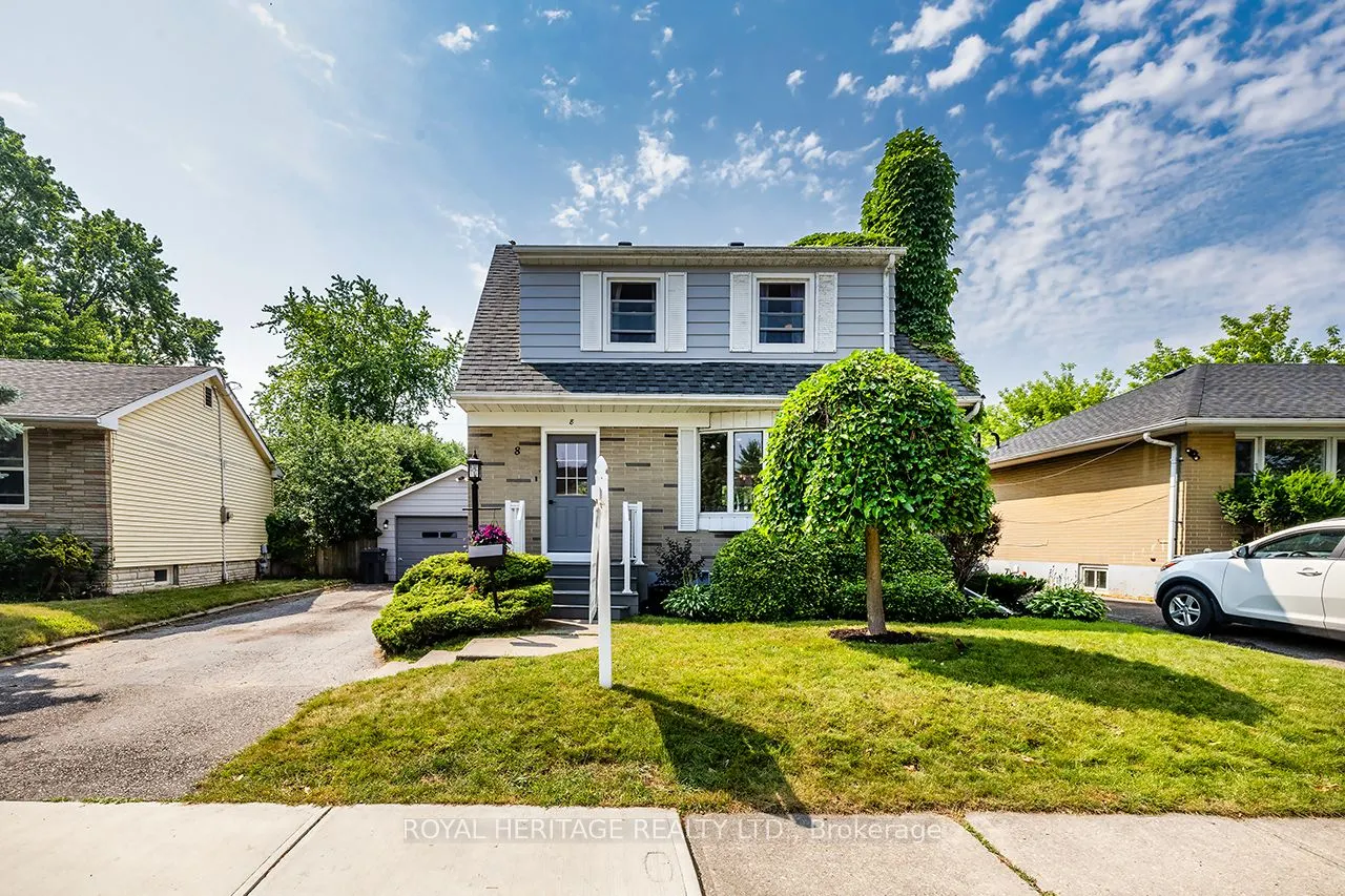 8 Forest Road