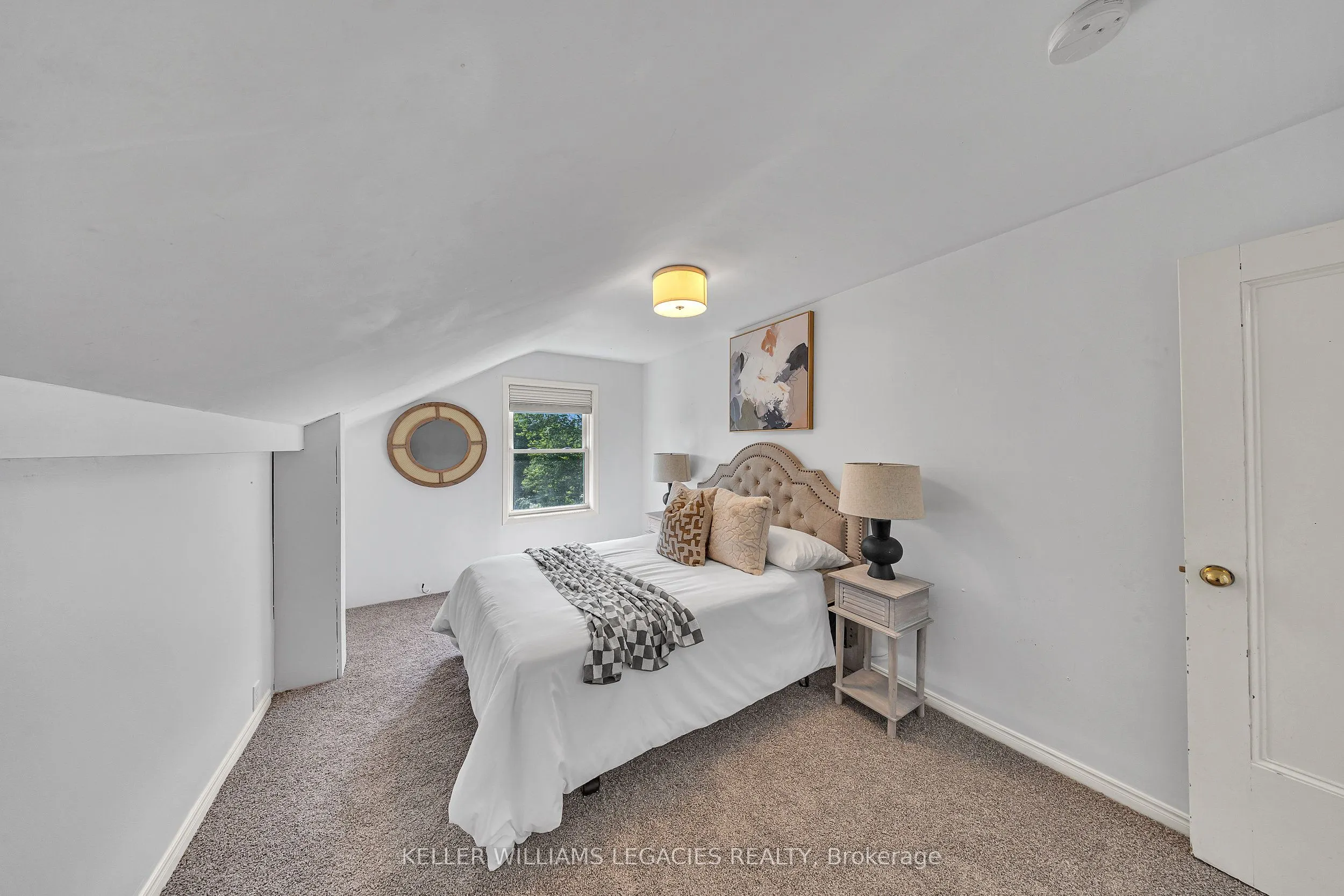 9070 Ashburn Road