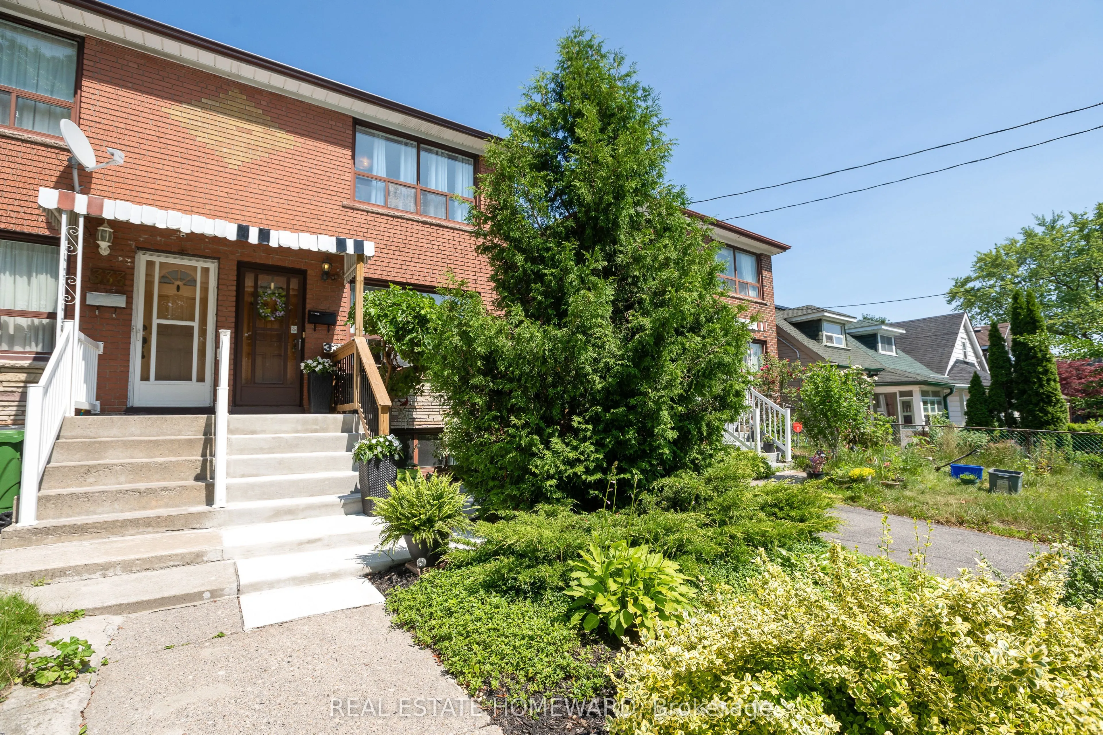 331 Rhodes Avenue