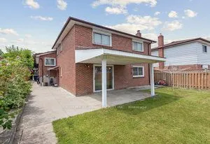 152 Weir Crescent