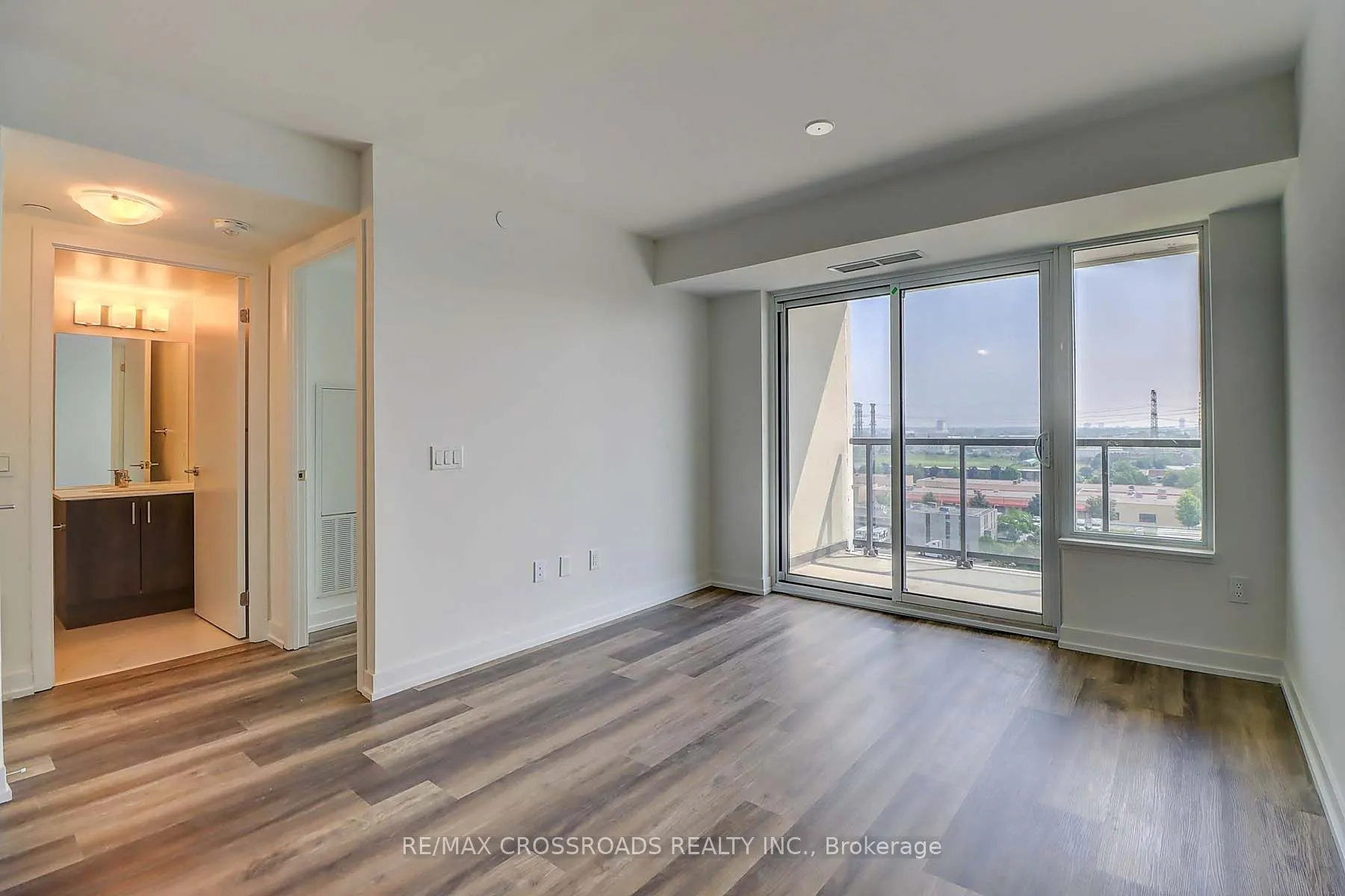 1480 Bayly Street, #1111