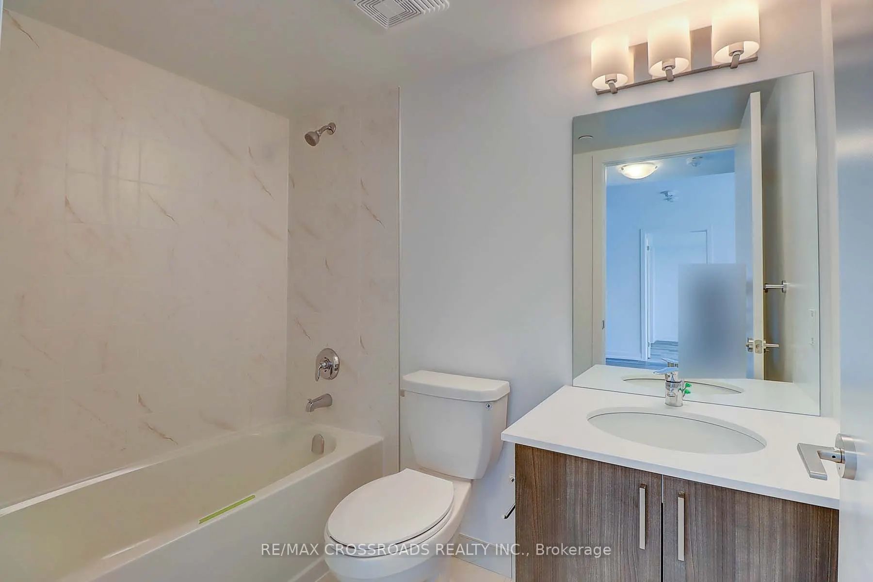 1480 Bayly Street, #1111