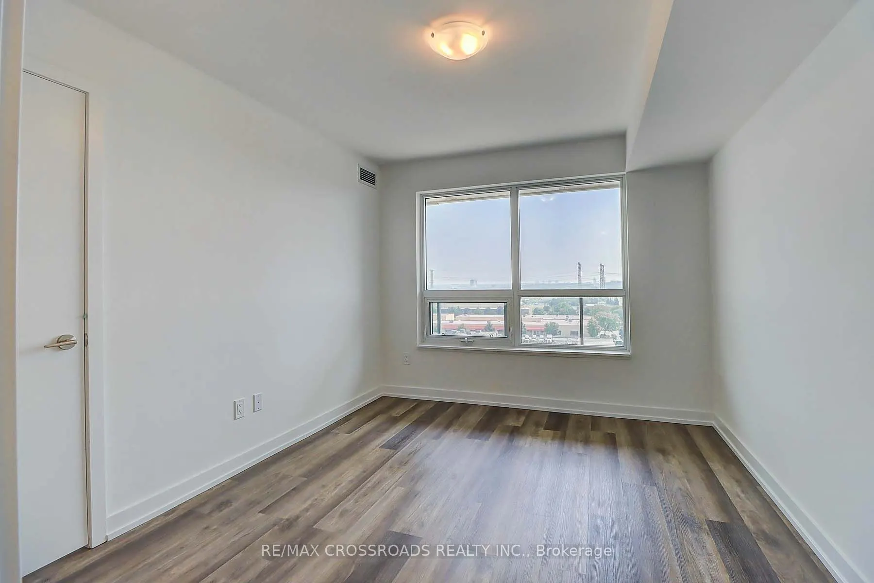 1480 Bayly Street, #1111