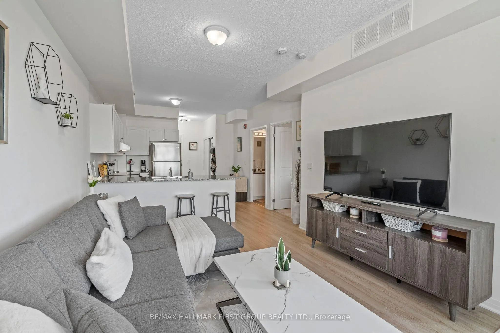 70 Shipway Avenue, #201