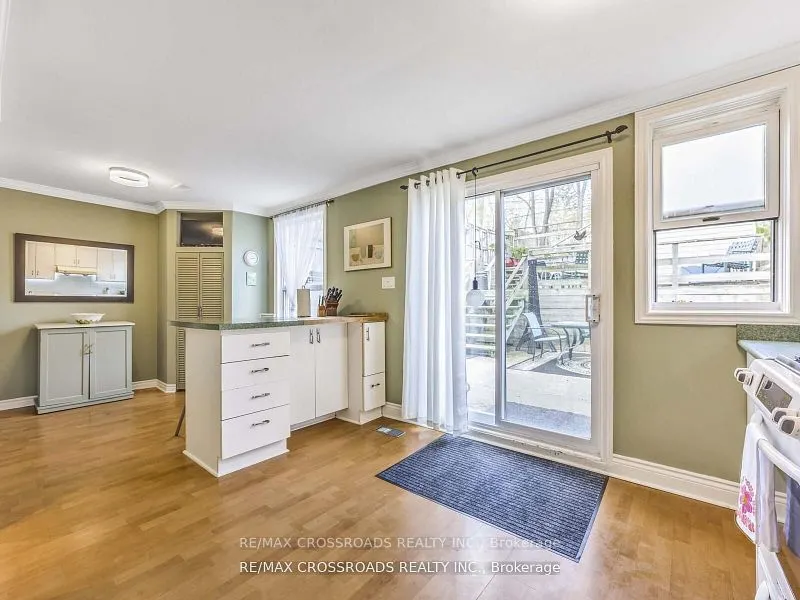 22 Ivy Avenue