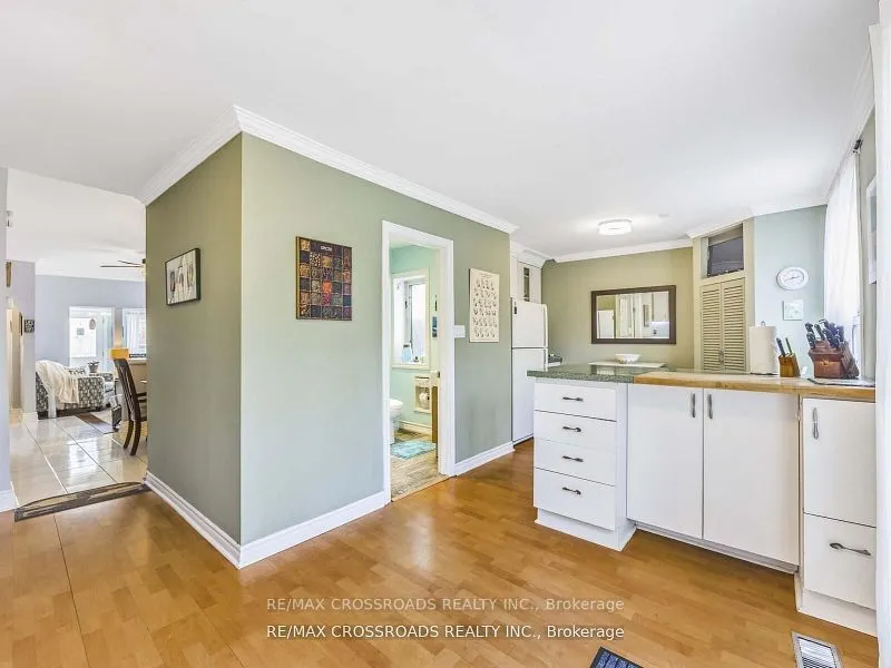 22 Ivy Avenue