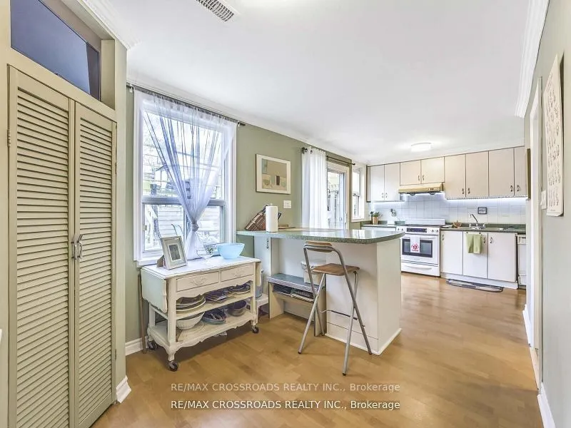 22 Ivy Avenue