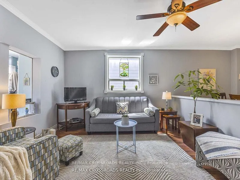 22 Ivy Avenue
