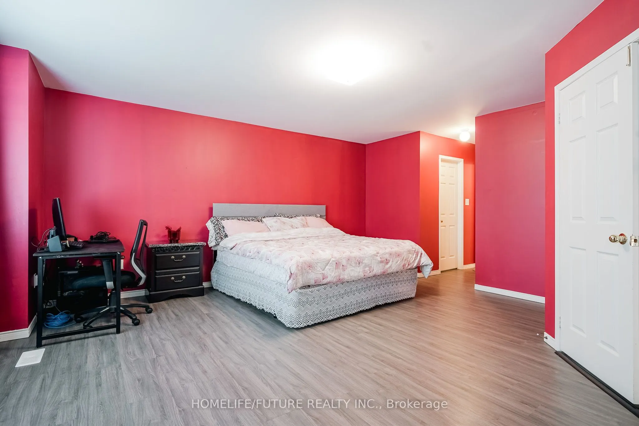 14 Mosely Crescent