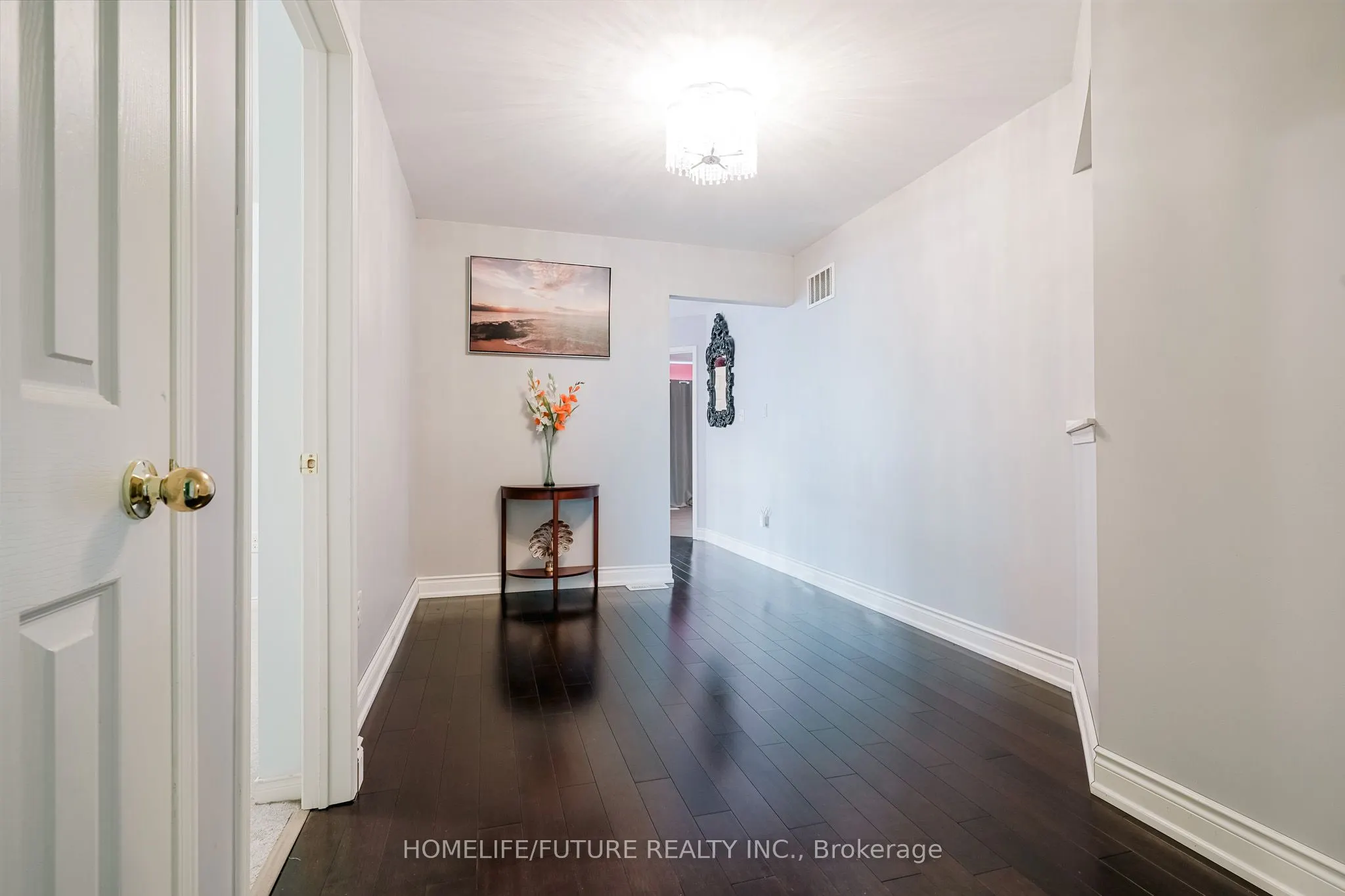 14 Mosely Crescent