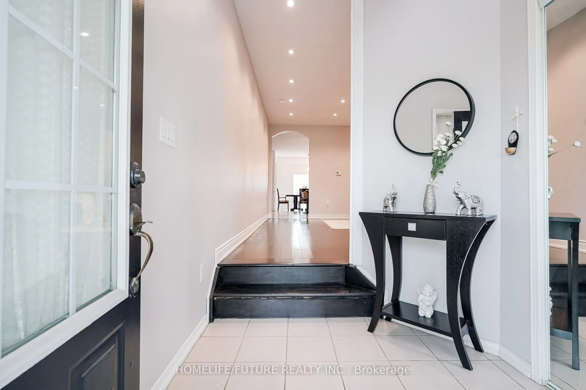 14 Mosely Crescent