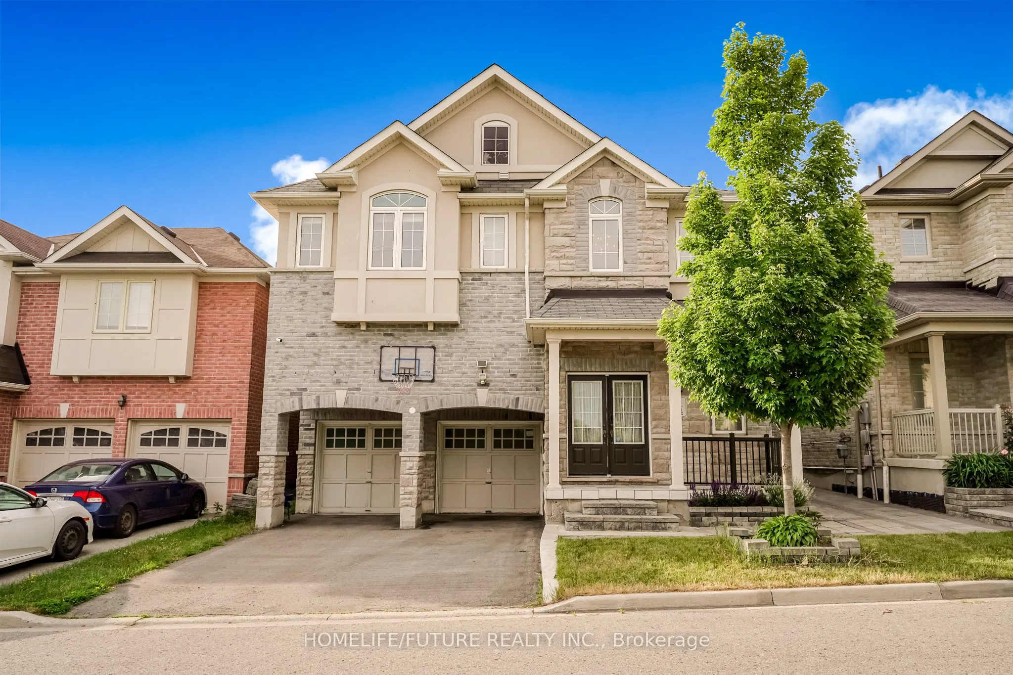 14 Mosely Crescent