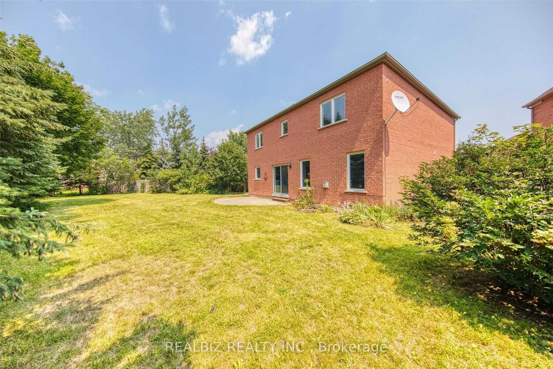73 Bradbury Crescent
