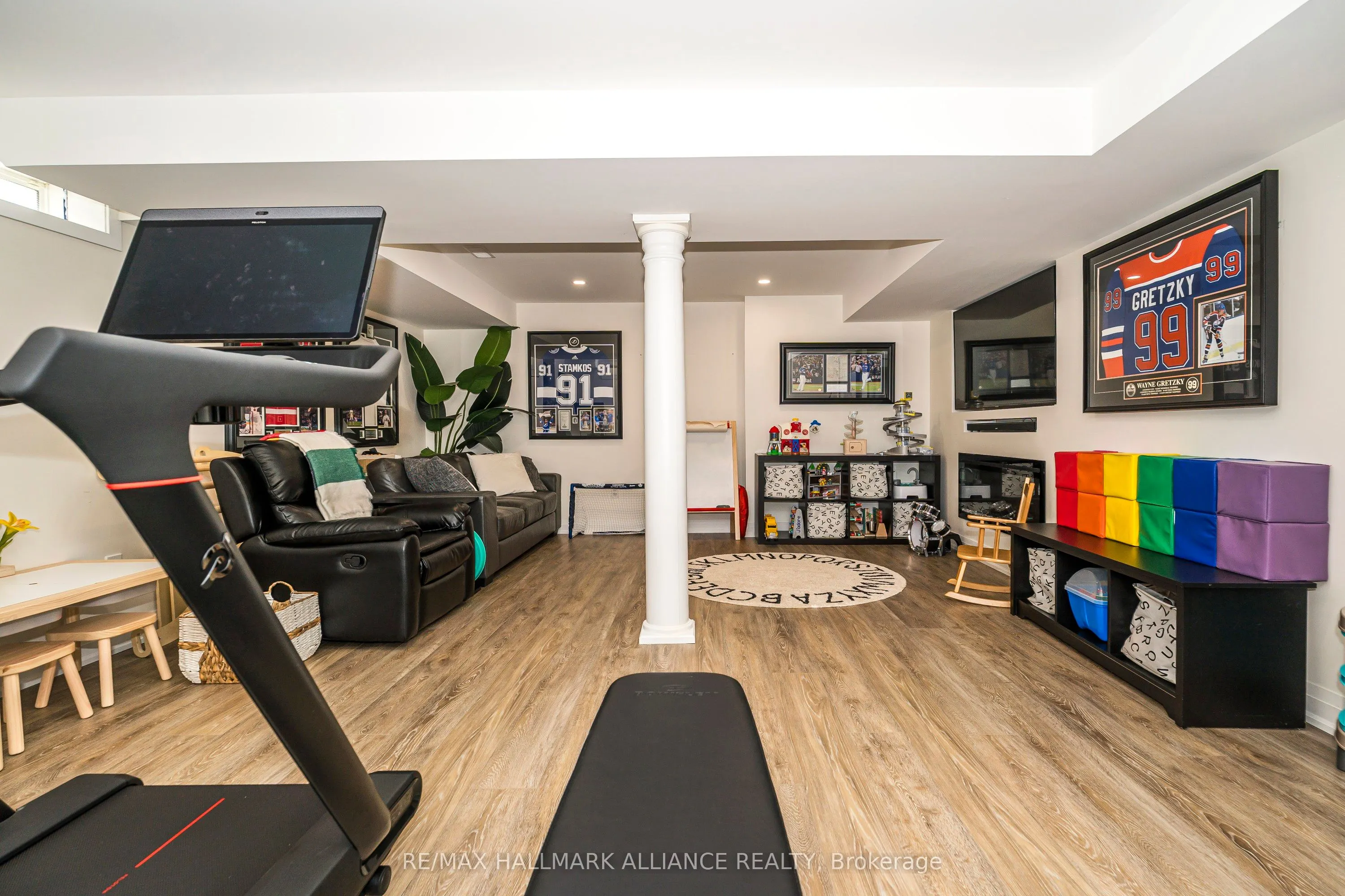 45 George Holley Street