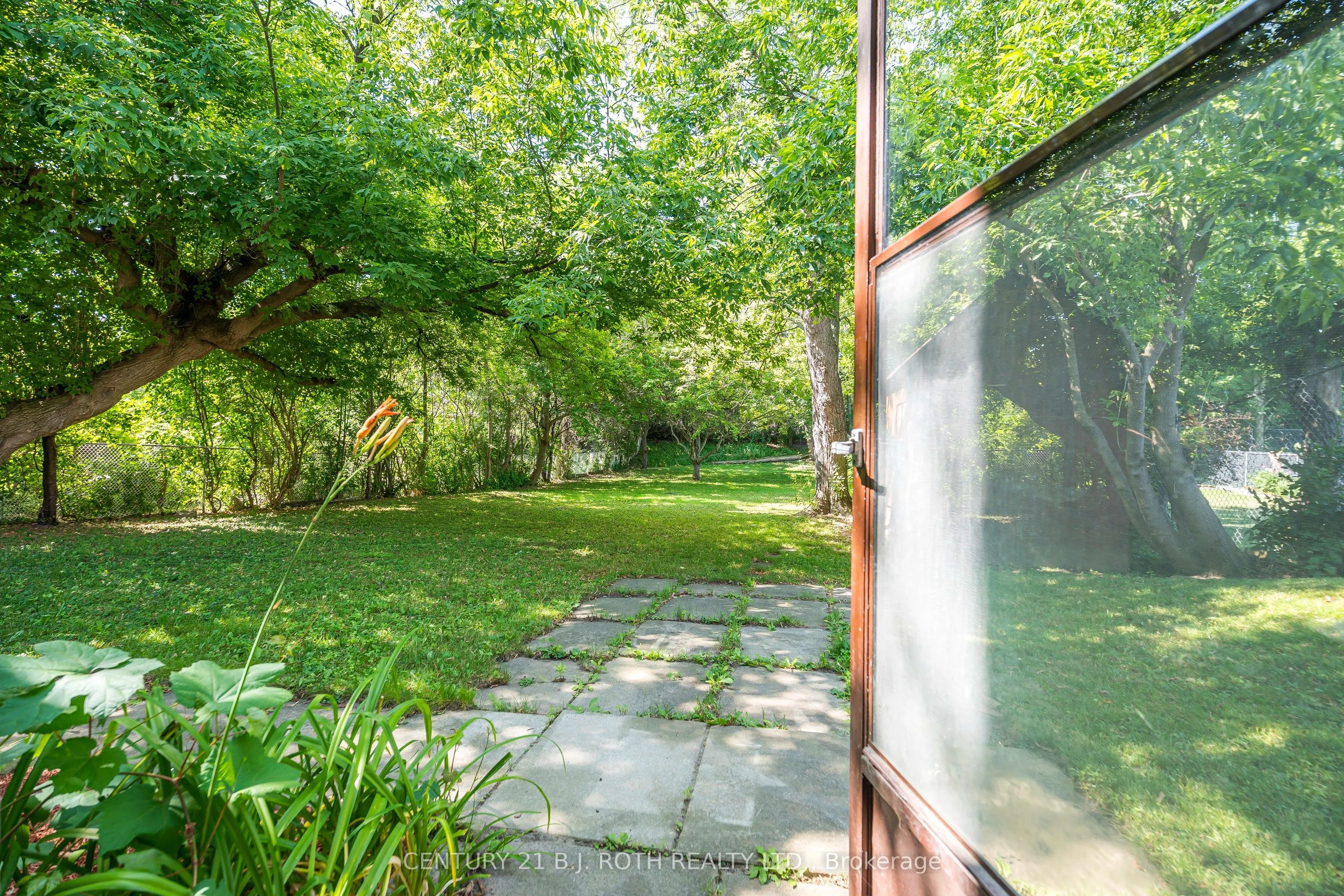 466 Dianne Drive