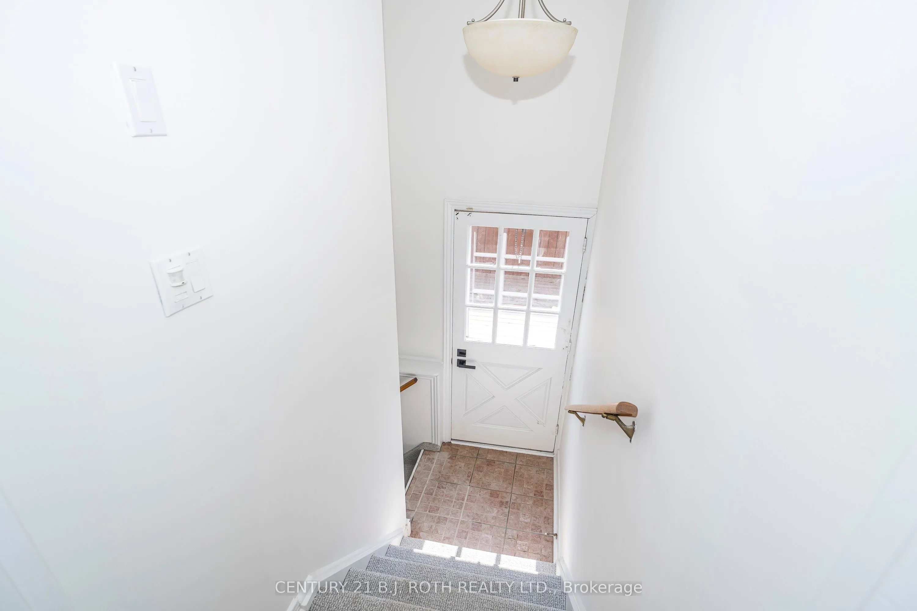 466 Dianne Drive