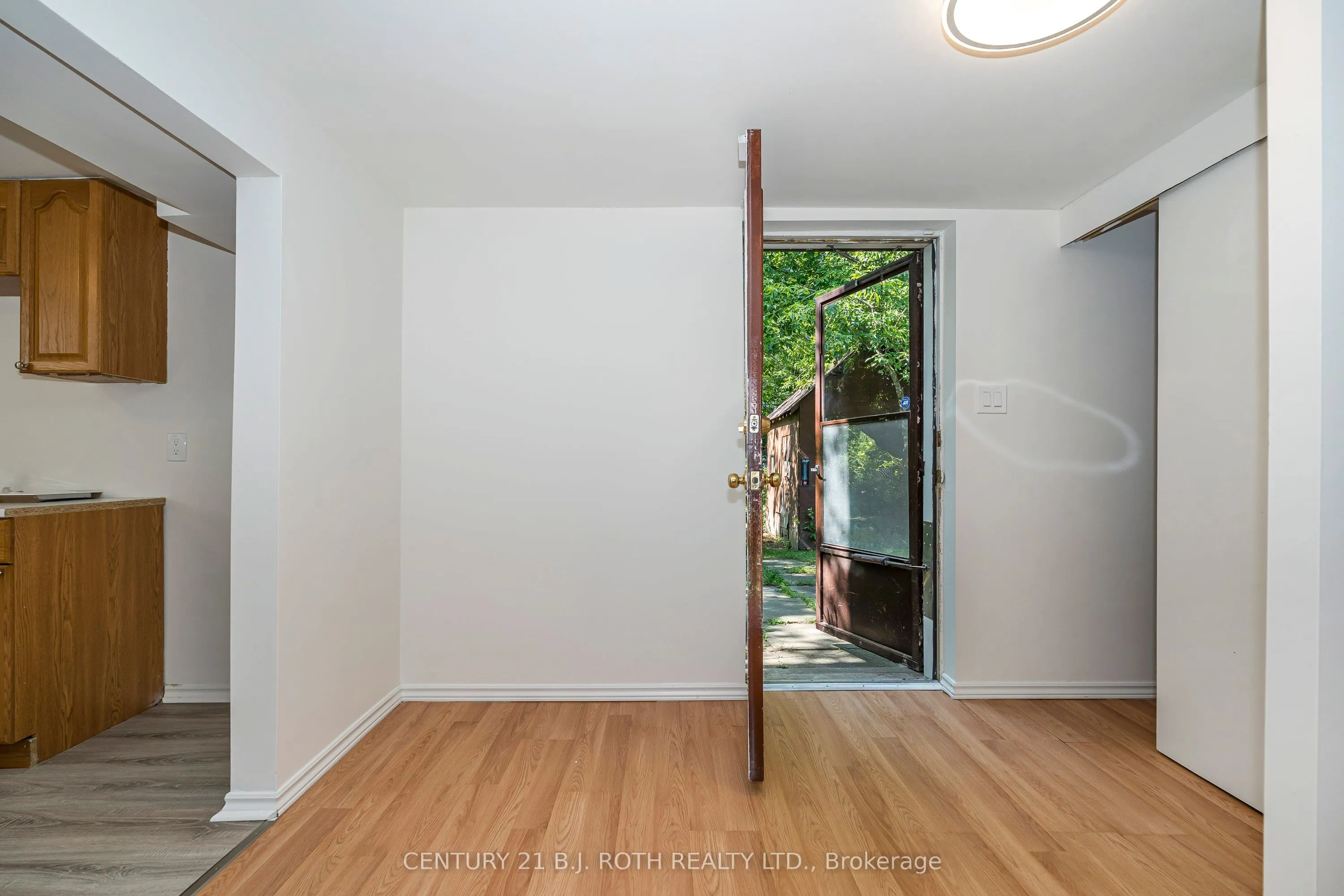 466 Dianne Drive