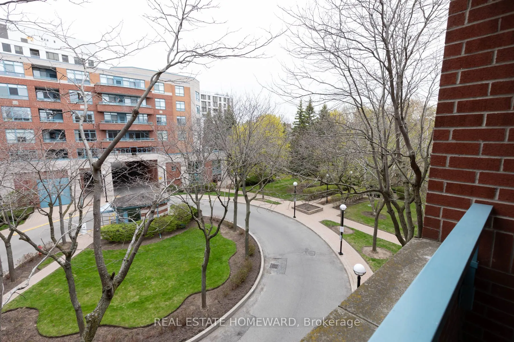 1093 Kingston Rd Avenue, #409