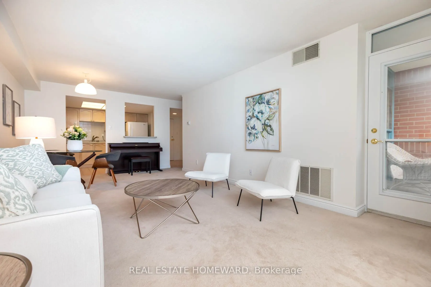1093 Kingston Rd Avenue, #409