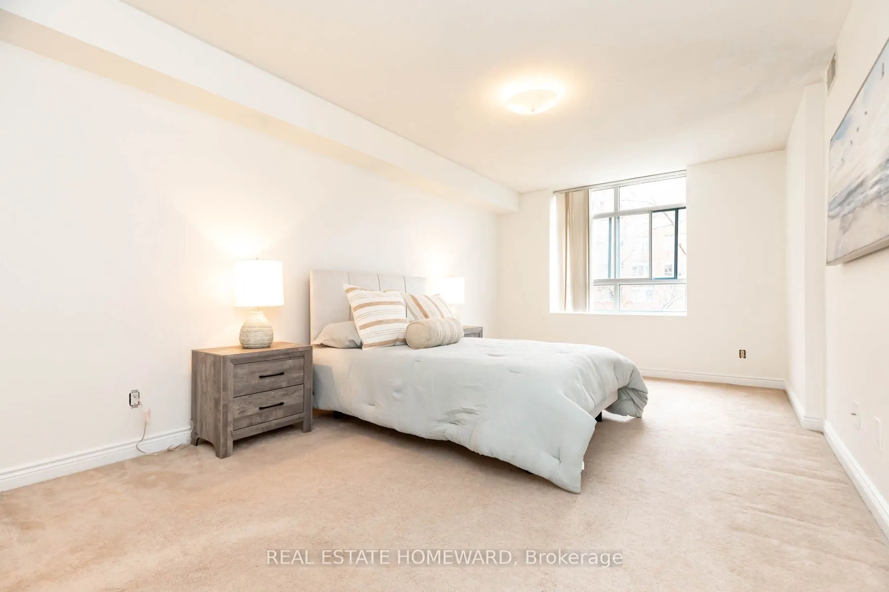 1093 Kingston Rd Avenue, #409