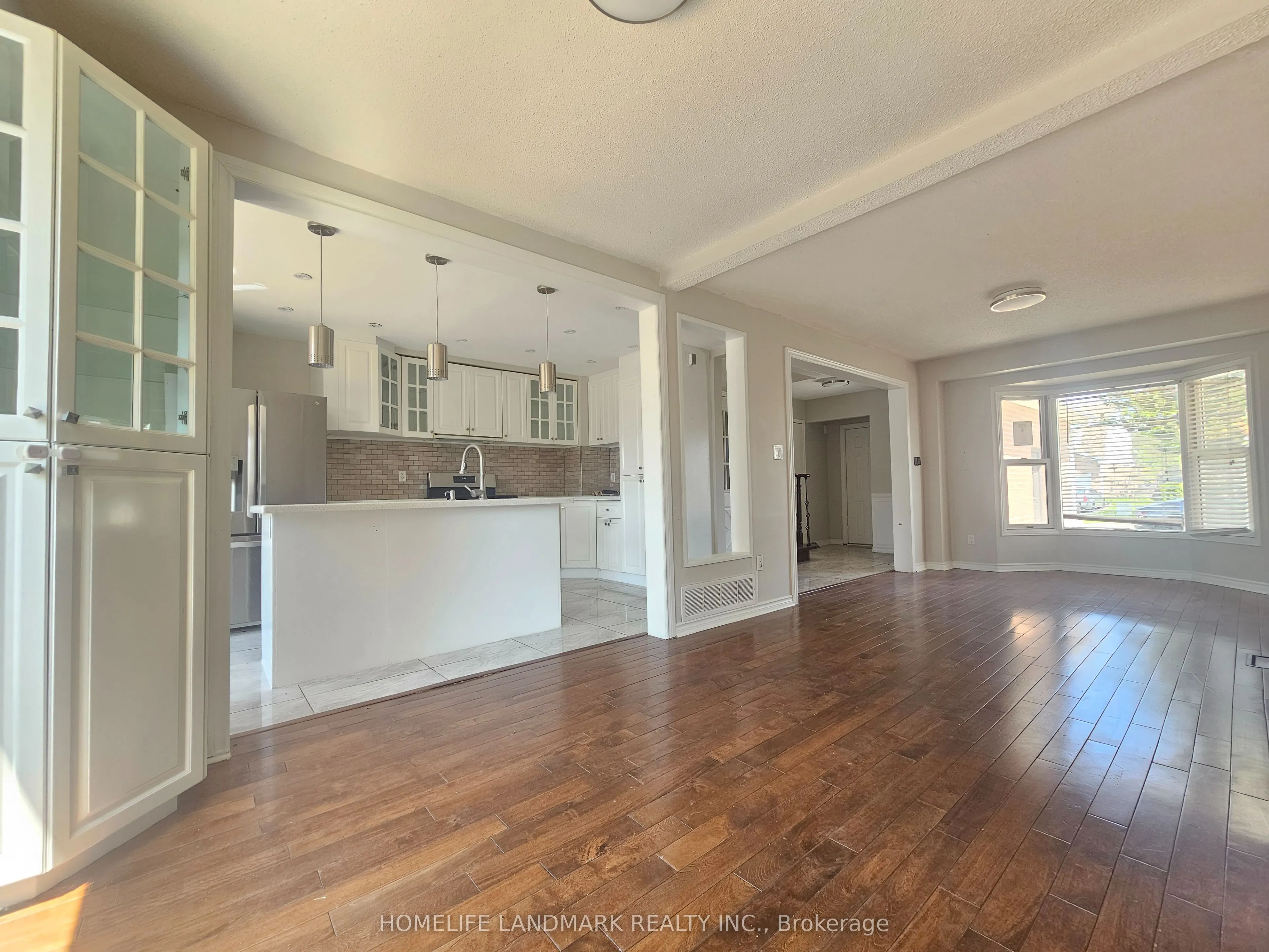 796 Bennett Crescent