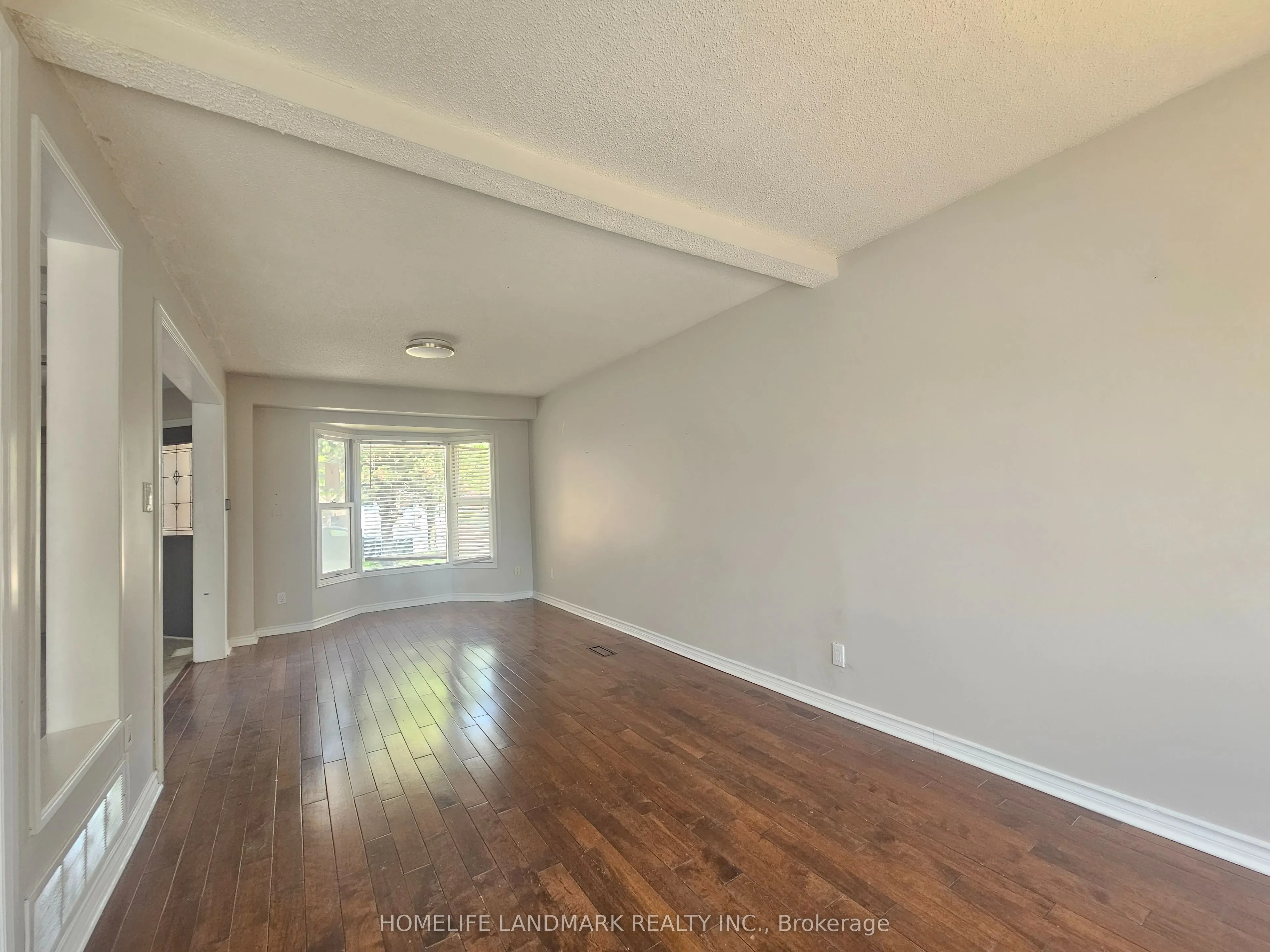 796 Bennett Crescent