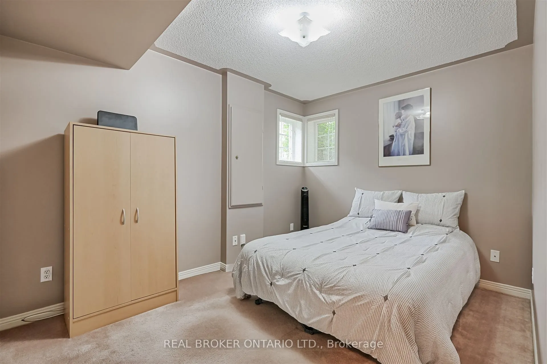 40 Padfield Drive