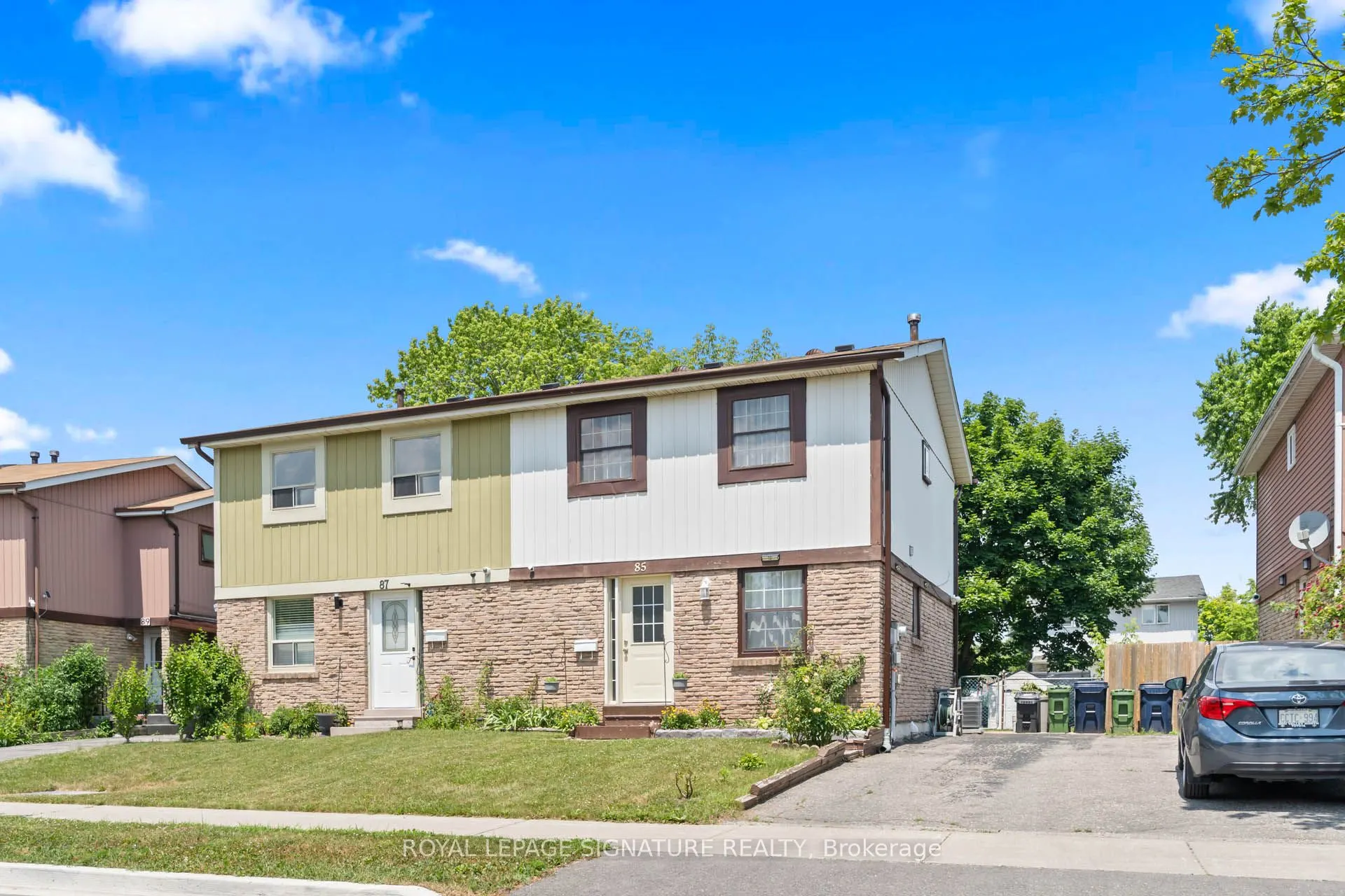 85 Bradstone Square