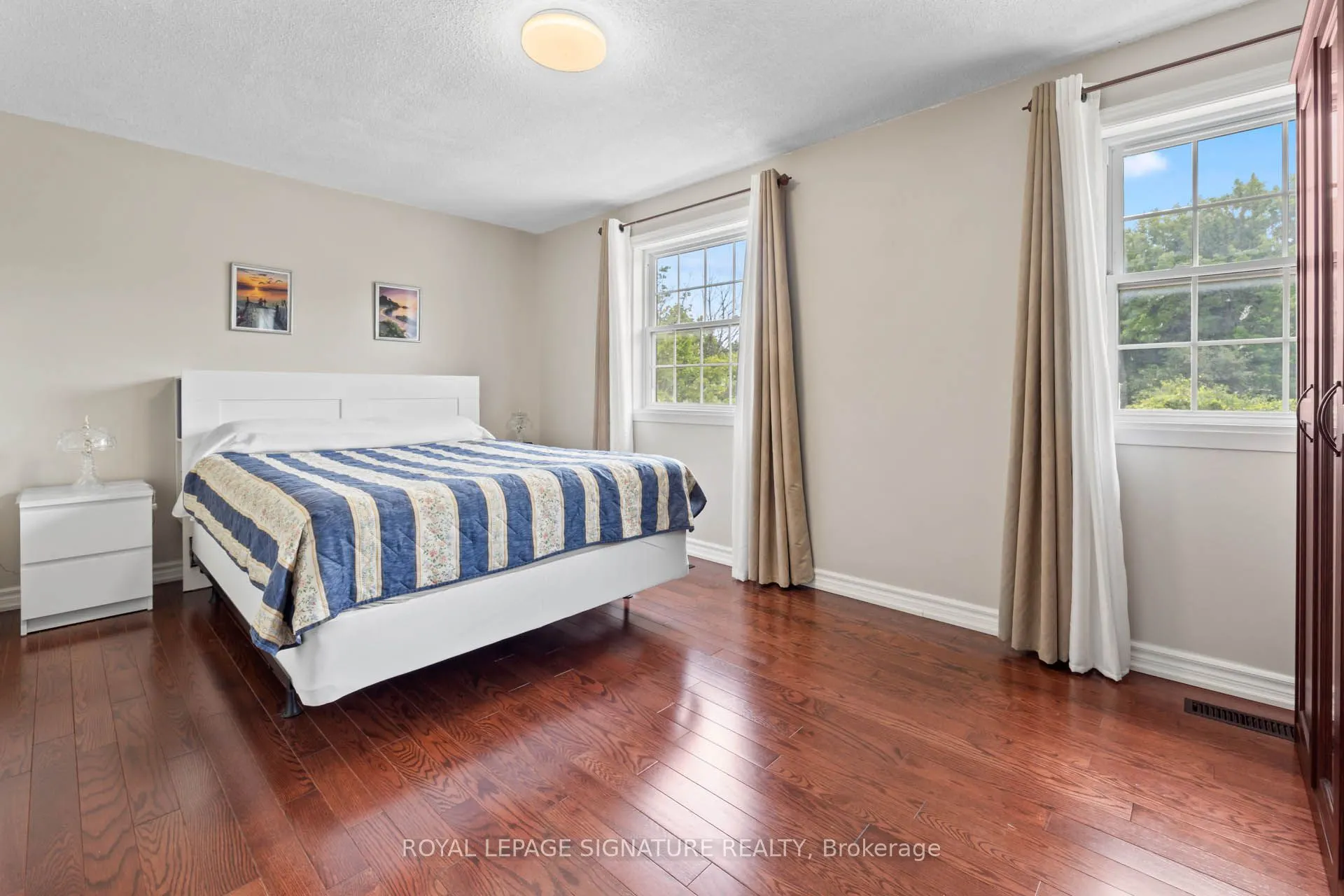 85 Bradstone Square