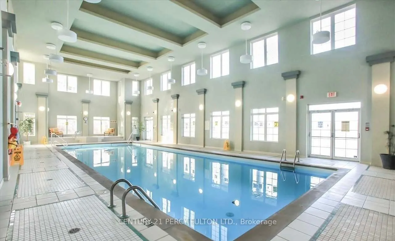 50 Lakebreeze Drive, #226