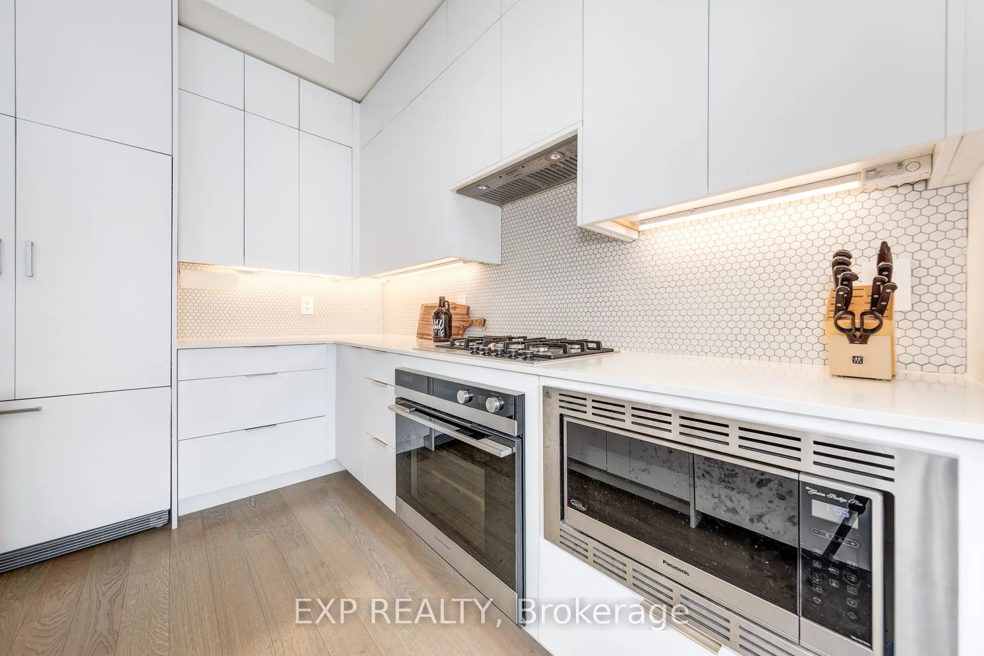 495 Logan Avenue, #201